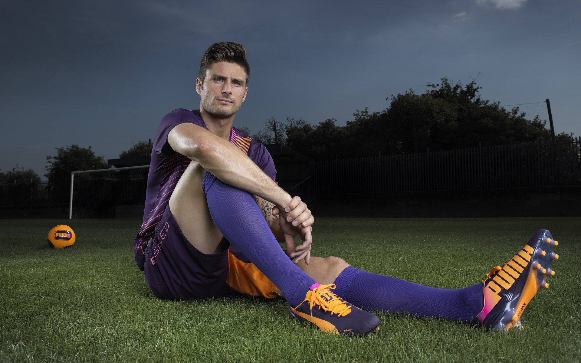 开云官方网页登录-意甲豪门争夺世欧洲坛新星，转会费屡创新高，意甲转会榜